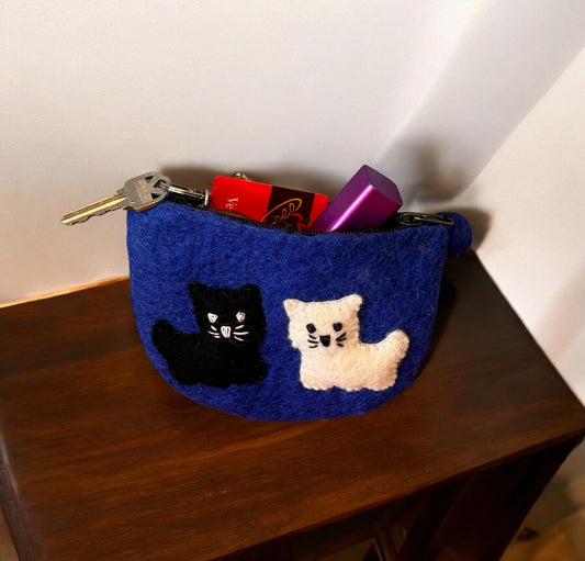 wool felt accessory bag, cute cat-themed storage pouch